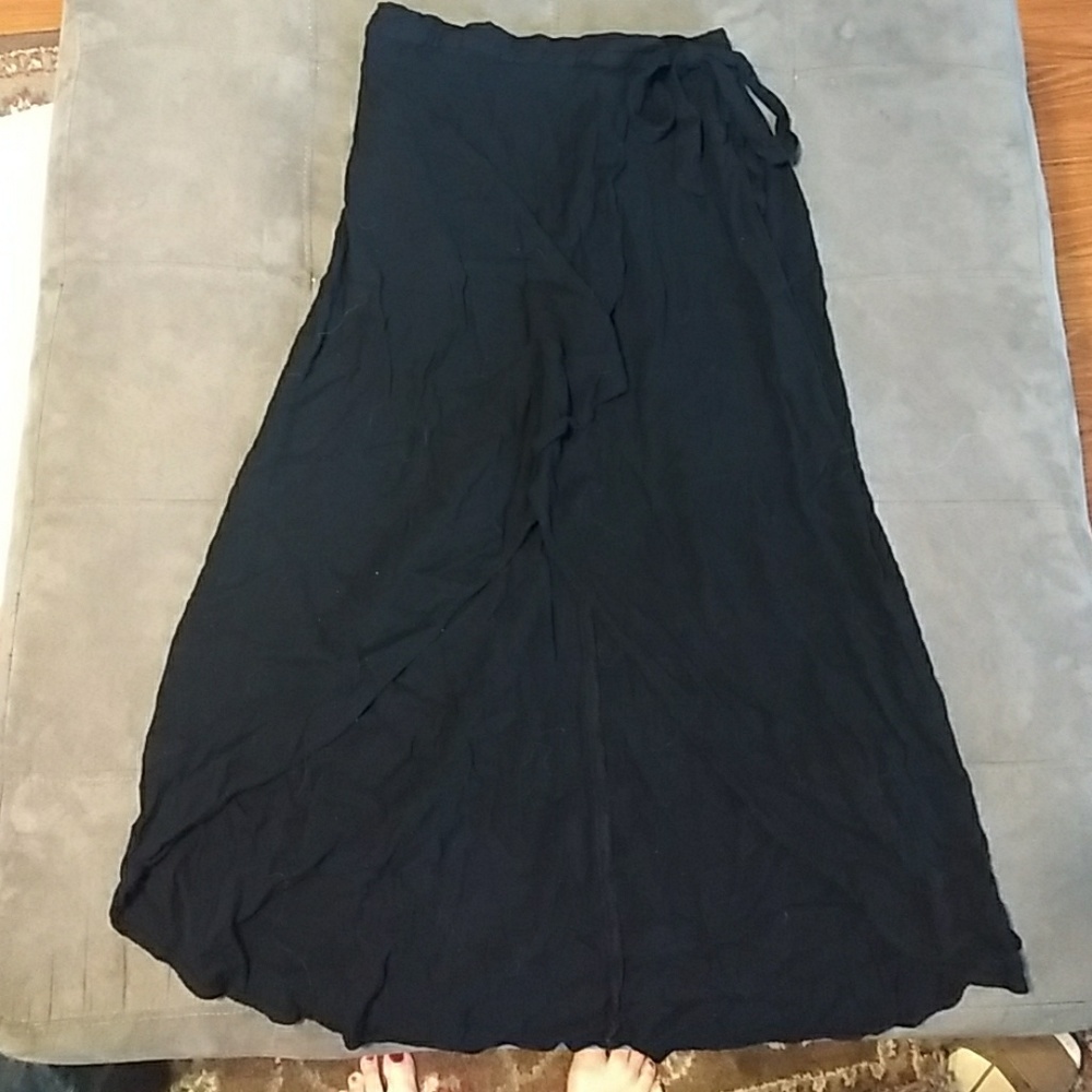 Joe Bendbasset Blacj High-Low Skirt